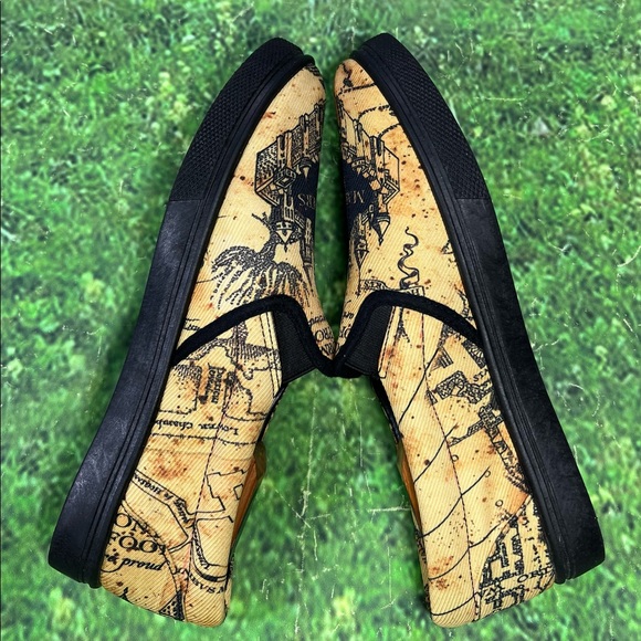 Harry Potter Size 7 Hogwarts School The Marauders Map Casual Mens Shoes - Picture 8 of 12